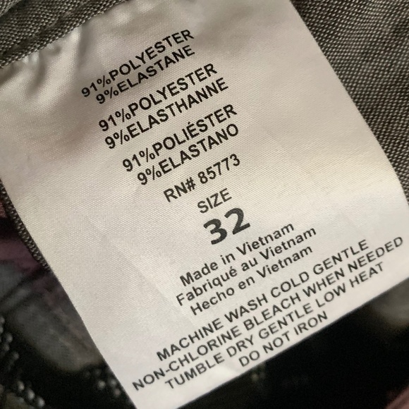 O'Neill Performance Shorts - Picture 4 of 4